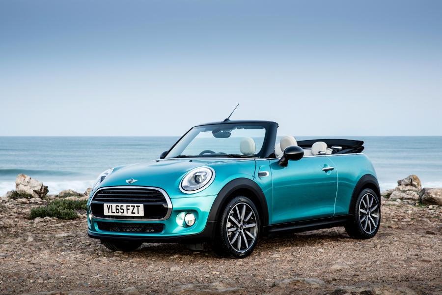  Mini Cooper Cabrio 2016 года  (UK) (фото 10 из 30)